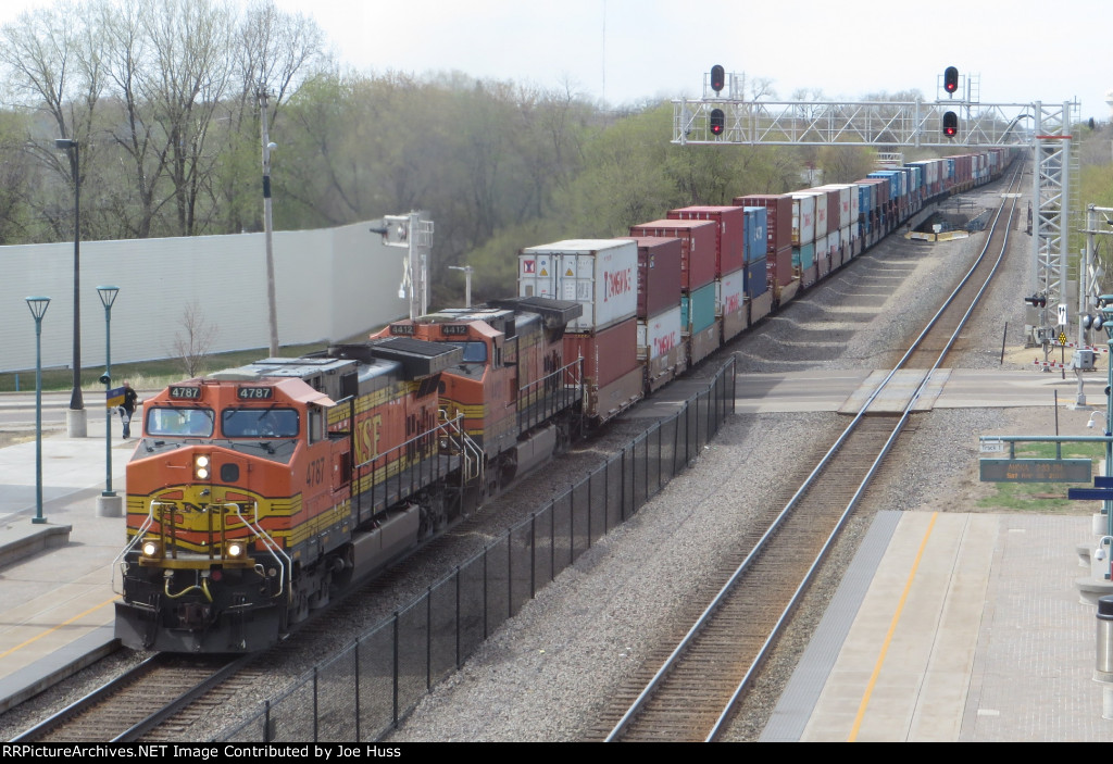 BNSF 4787 East